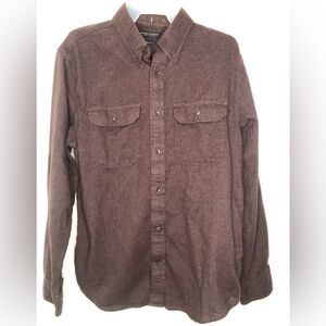 Men’s Banana Republic Long Sleeve Button Up— Medium